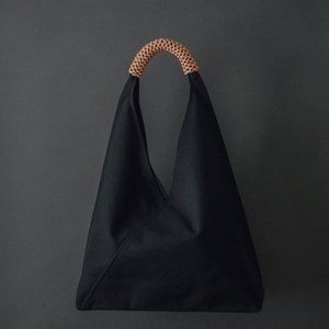 Kamaro'an Woven Triangle Bag Women's Large Black Japanese Tote Lightweight